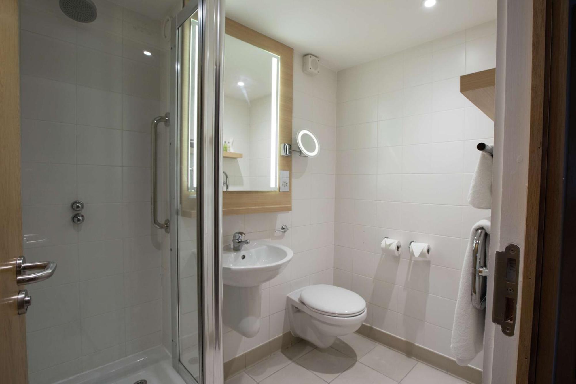 Doubletree By Hilton Coventry Building Society Arena Hotel Luaran gambar