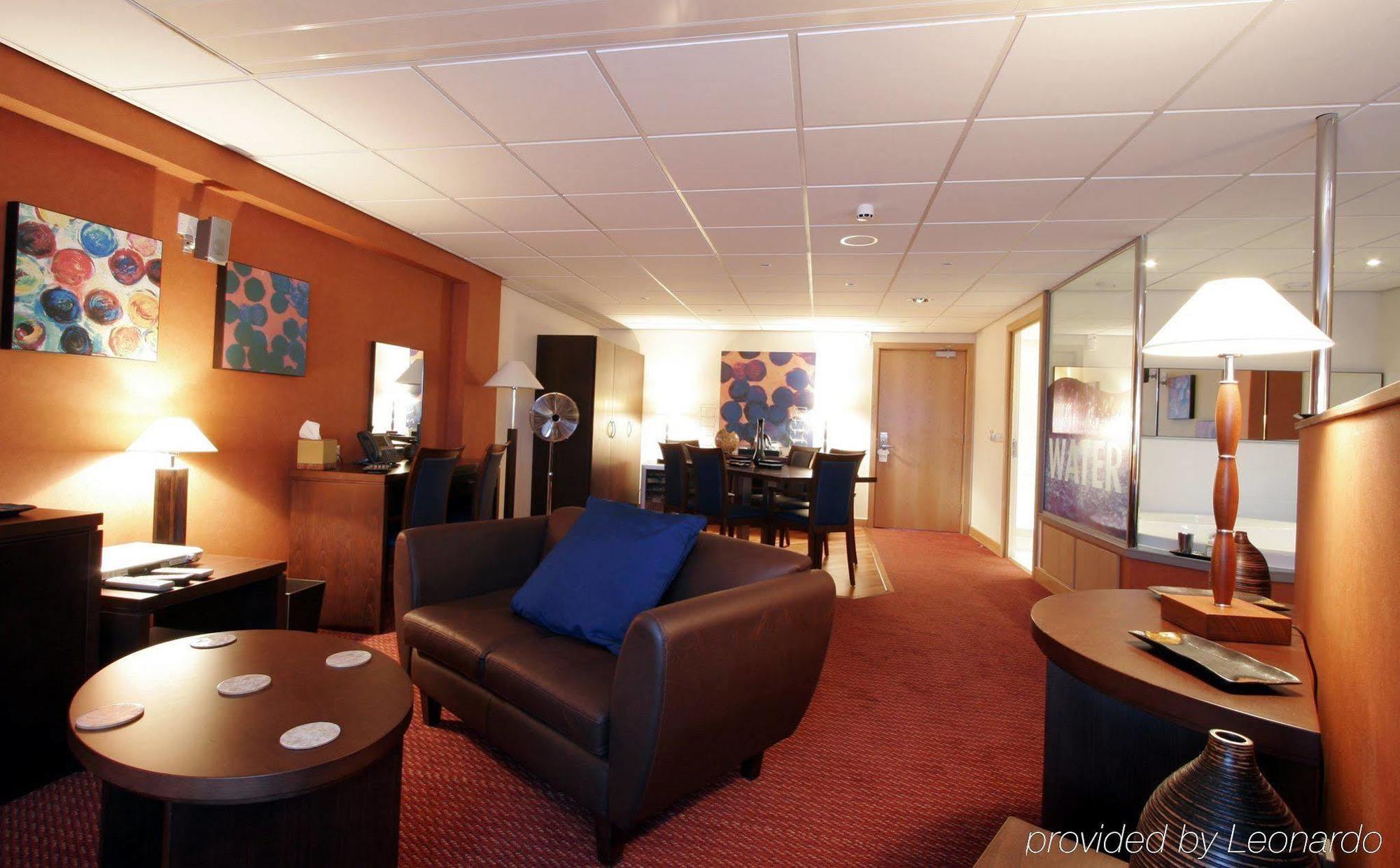 Doubletree By Hilton Coventry Building Society Arena Hotel Luaran gambar