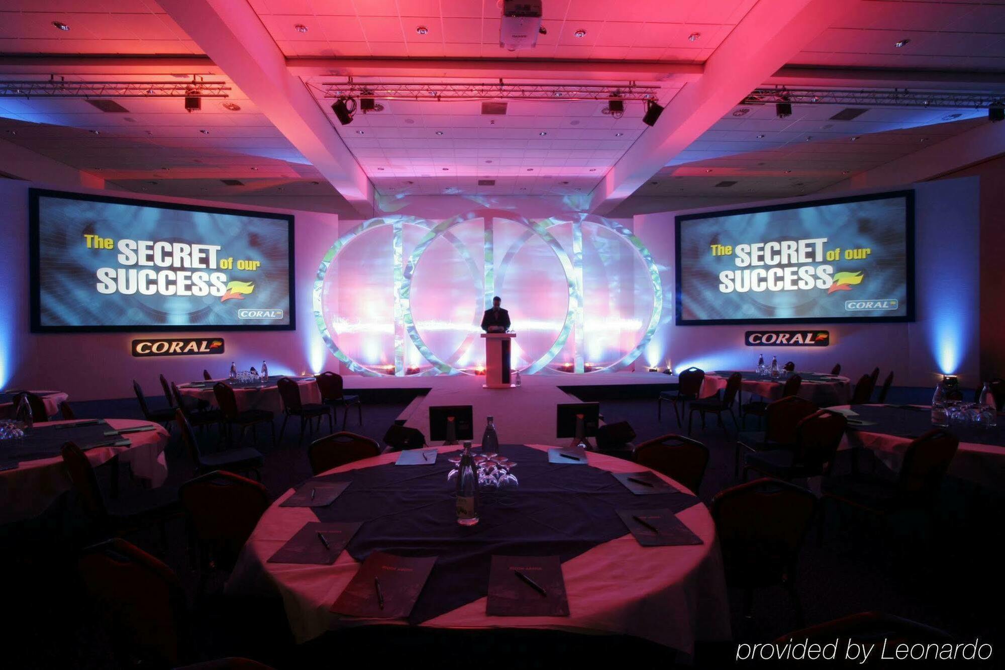 Doubletree By Hilton Coventry Building Society Arena Hotel Luaran gambar